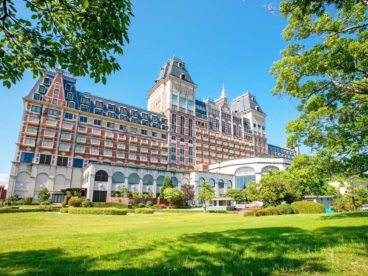 Hotel Okura Jr Huis Ten Bosch Sasebo Bagian luar foto The hotel in 2015