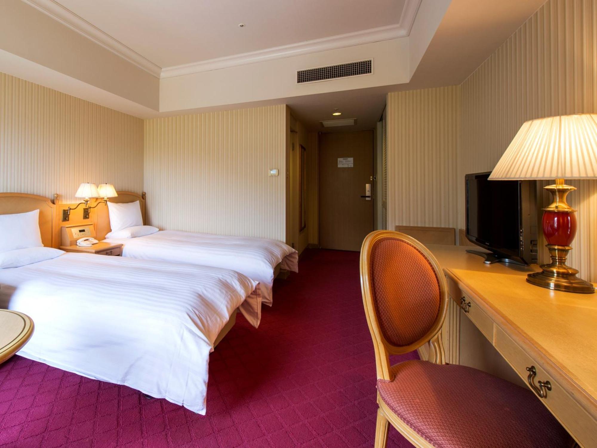 Hotel Okura Jr Huis Ten Bosch Sasebo Bagian luar foto A room at the hotel