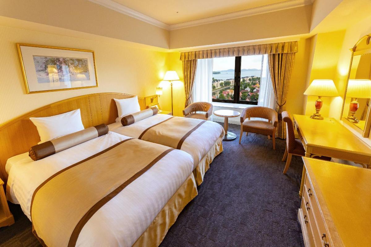 Hotel Okura Jr Huis Ten Bosch Sasebo Bagian luar foto Deluxe Twin Room